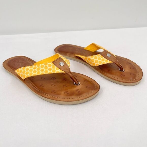 Nautica Gulf Breeze Yellow Honeycomb Fabric Straps Flip Flop Sandal Size 7 - Picture 1 of 9